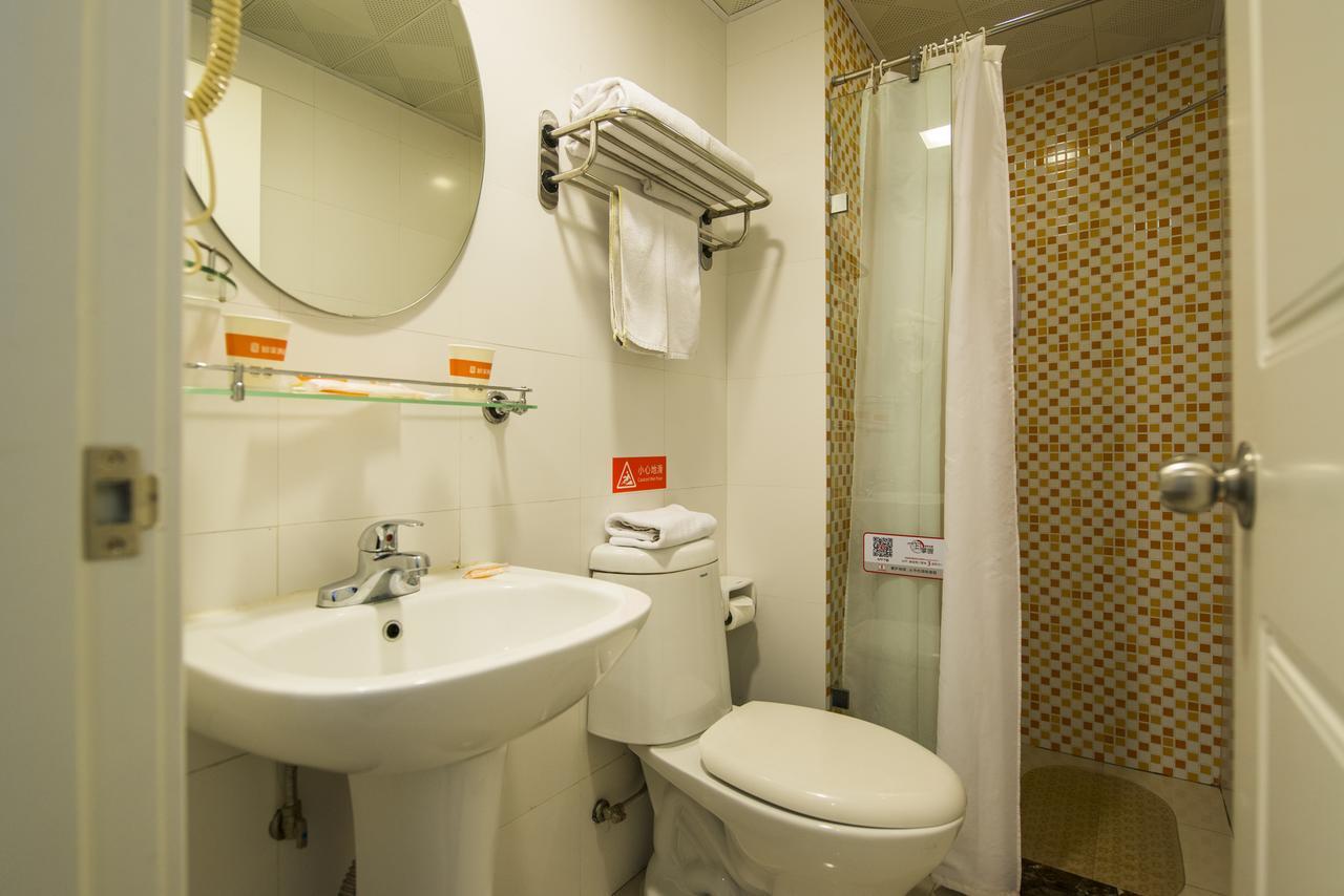 Home Inn Tianjin Weijin Road Tianjin University Exterior photo